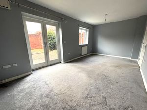 Sitting Room- click for photo gallery